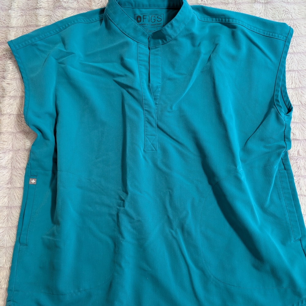 Figs Women's Teal Medical Scrub Top